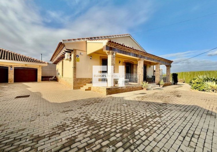 Revente - villa - Avileses - Inland