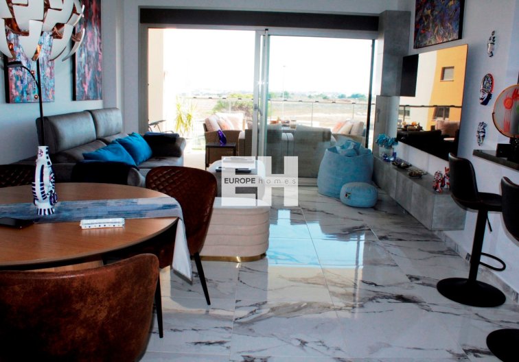 Segunda mano - Apartamento  - Villamartin - Costa Blanca