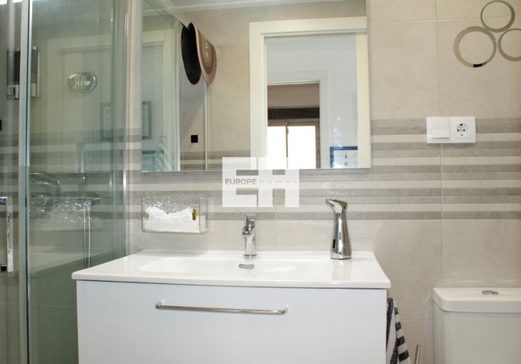 Segunda mano - Apartamento  - Villamartin - Costa Blanca