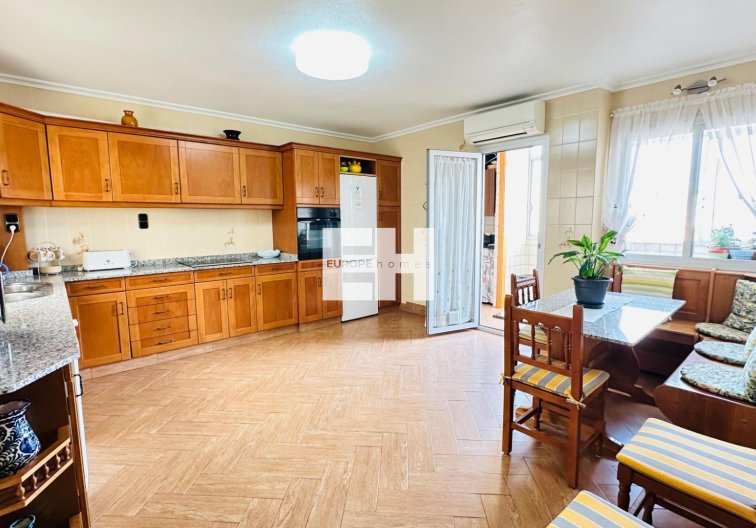 Revente - Appartement - Torrevieja - Centro