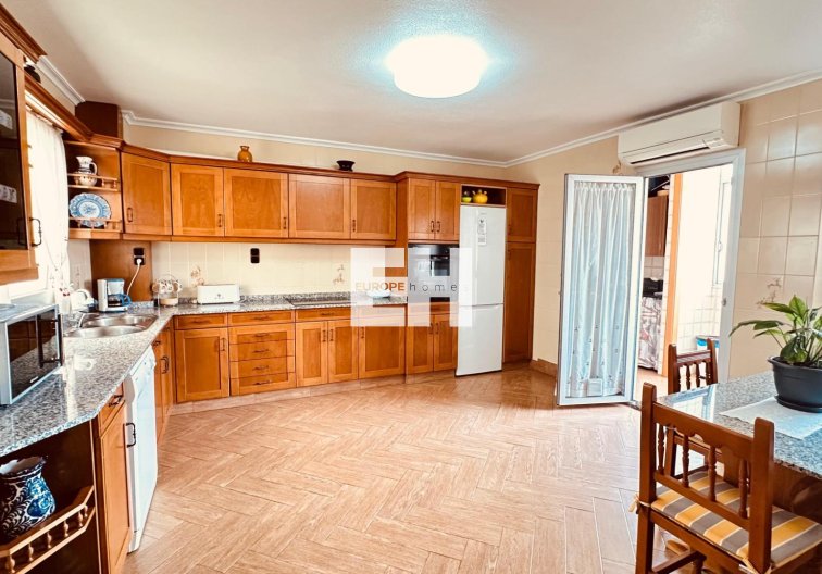 Revente - Appartement - Torrevieja - Centro