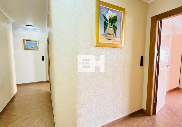Revente - Appartement - Torrevieja - Centro