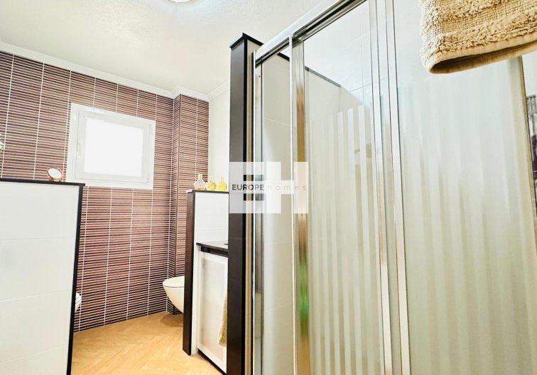 Revente - Appartement - Torrevieja - Centro