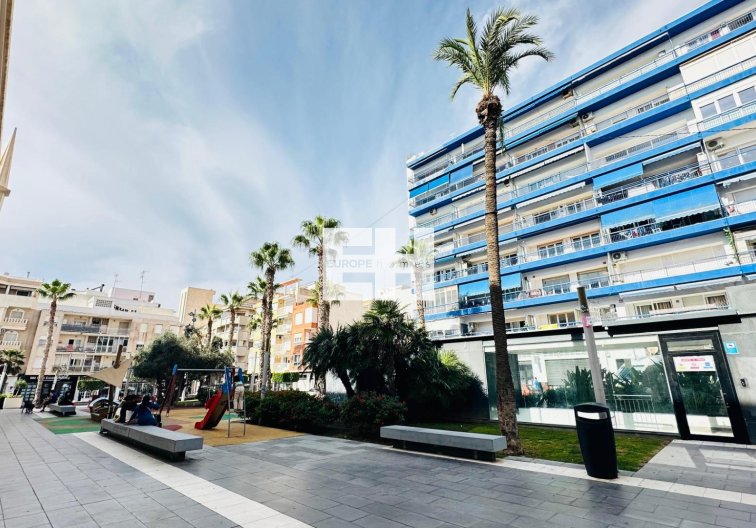 Revente - Appartement - Torrevieja - Centro