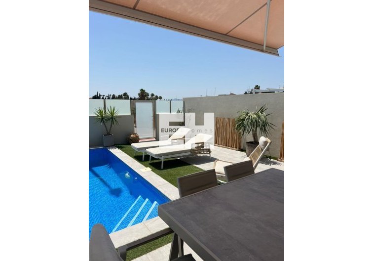 Revente - villa - Daya Vieja - Costa Blanca