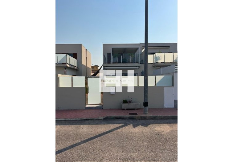 Revente - villa - Daya Vieja - Costa Blanca