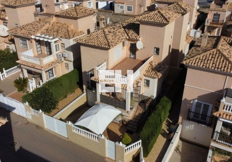 Segunda mano - villa - Orihuela Costa - Costa Blanca