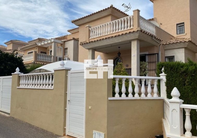 Segunda mano - villa - Orihuela Costa - Costa Blanca