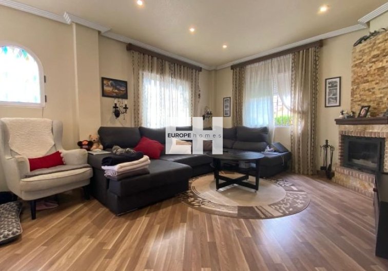 Segunda mano - villa - Orihuela Costa - Costa Blanca