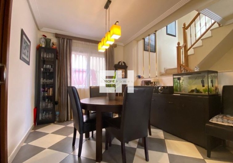 Segunda mano - villa - Orihuela Costa - Costa Blanca