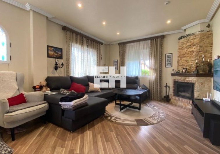 Segunda mano - villa - Orihuela Costa - Costa Blanca