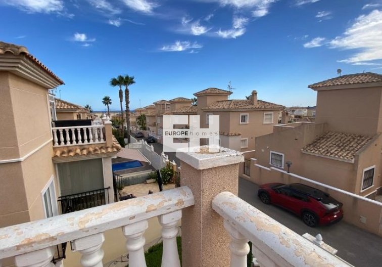 Segunda mano - villa - Orihuela Costa - Costa Blanca