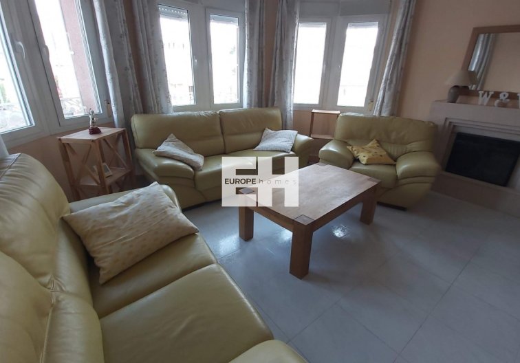 Segunda mano - villa - Benimar - Costa Blanca