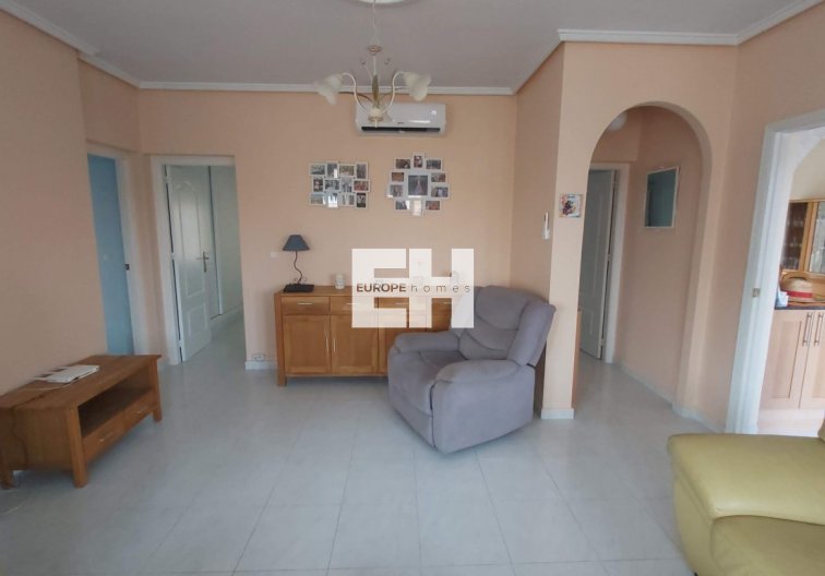 Segunda mano - villa - Benimar - Costa Blanca