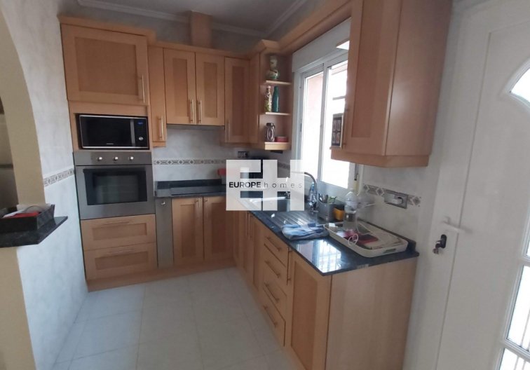 Segunda mano - villa - Benimar - Costa Blanca