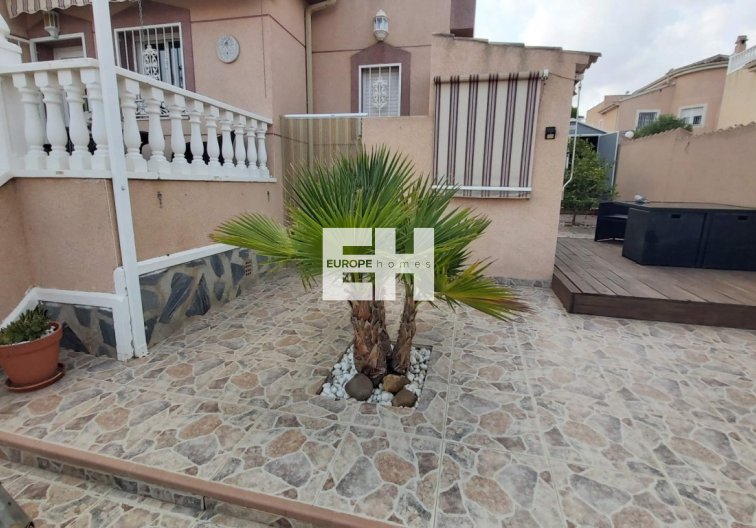 Segunda mano - villa - Benimar - Costa Blanca