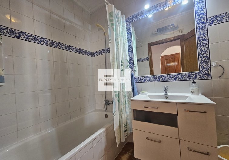 Wiederverkauf - Bungalow - La Zenia - Costa Blanca