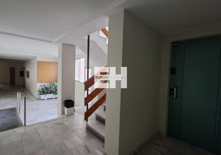 Wiederverkauf - Wohnung - Torrevieja - Acequion