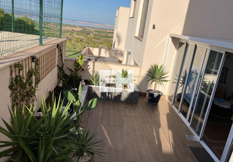 Segunda mano - Bungalow - San Miguel de Salinas - Las Colinas