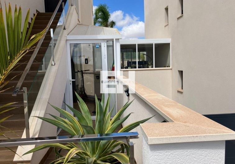 Segunda mano - Bungalow - San Miguel de Salinas - Las Colinas