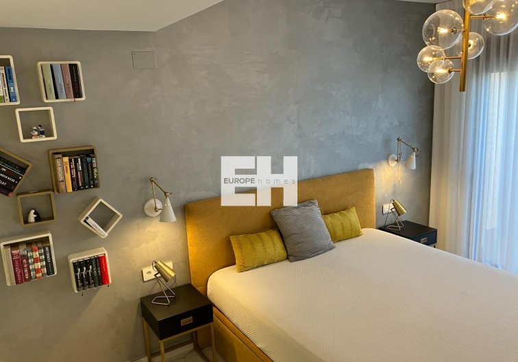 Segunda mano - Bungalow - San Miguel de Salinas - Las Colinas