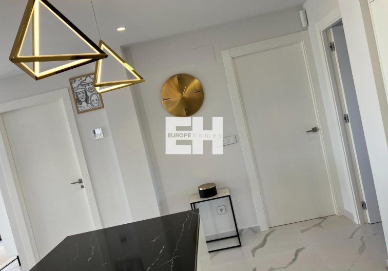 Segunda mano - Bungalow - San Miguel de Salinas - Las Colinas