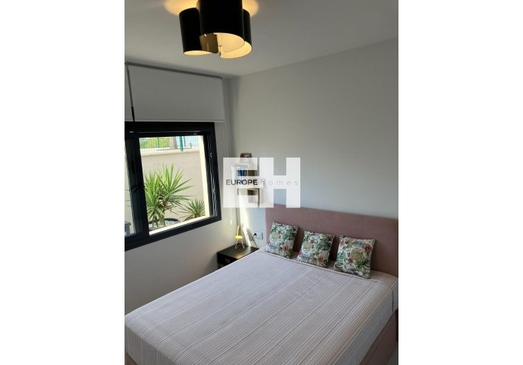 Segunda mano - Bungalow - San Miguel de Salinas - Las Colinas