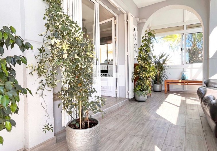 Revente - villa - Orihuela Costa - Costa Blanca