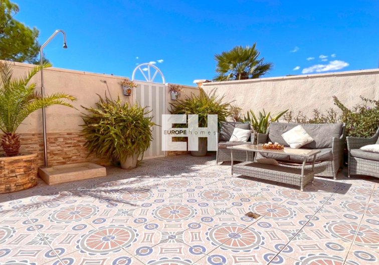 Revente - villa - Orihuela Costa - Costa Blanca