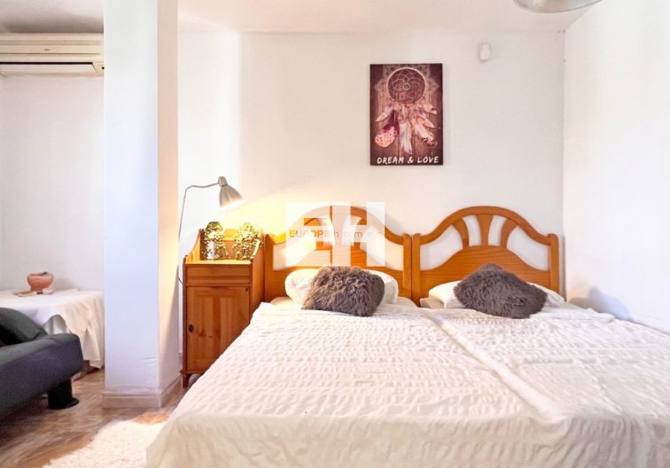 Revente - villa - Orihuela Costa - Costa Blanca