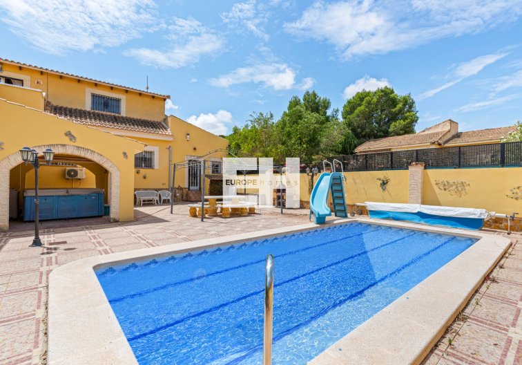 Segunda mano - villa - Jacarilla - Inland