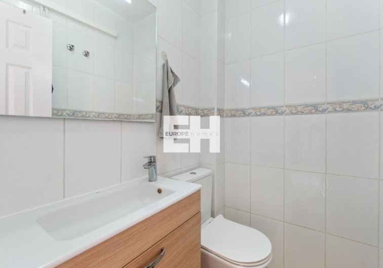 Segunda mano - town house - Torrevieja - Los Frutales/ La Rosaleda