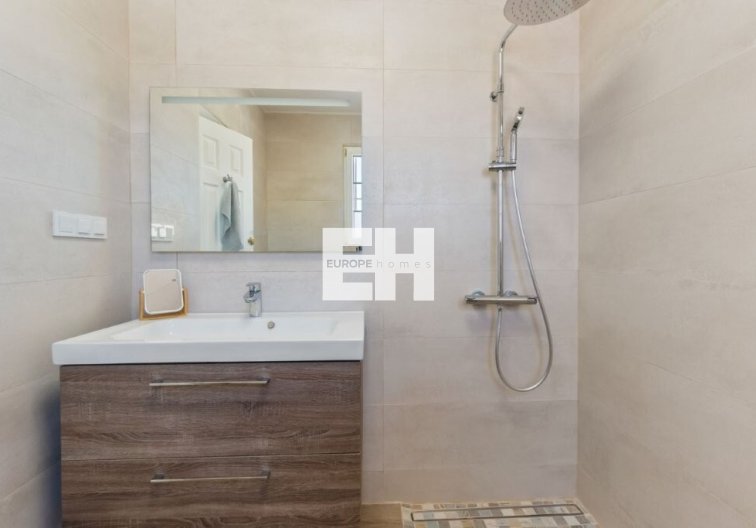 Segunda mano - town house - Torrevieja - Los Frutales/ La Rosaleda