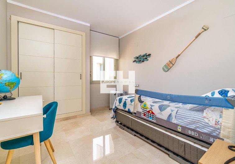 Segunda mano - villa - Orihuela - Las Colinas Golf