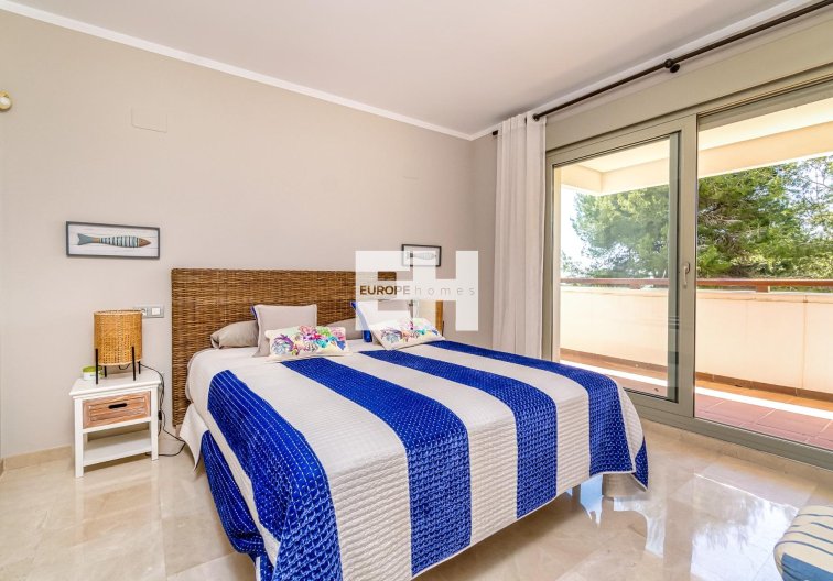 Segunda mano - villa - Orihuela - Las Colinas Golf