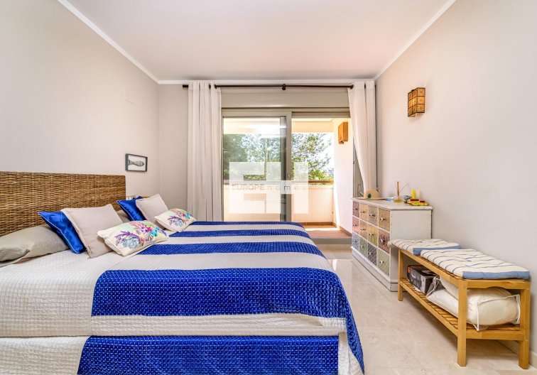 Segunda mano - villa - Orihuela - Las Colinas Golf