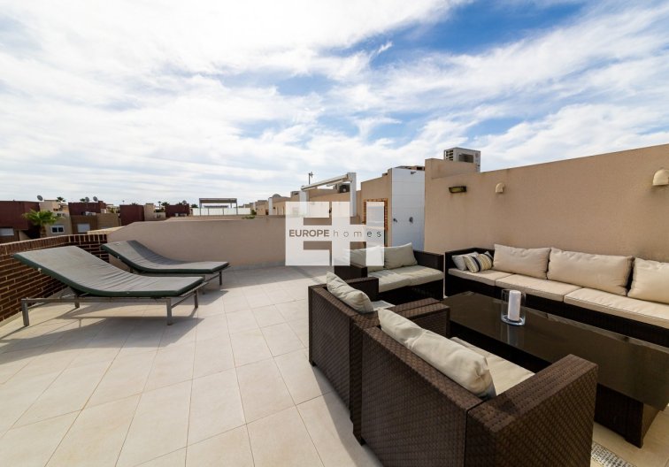 Segunda mano - town house - Torrevieja - Sector 25