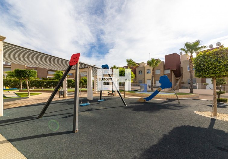 Segunda mano - town house - Torrevieja - Sector 25