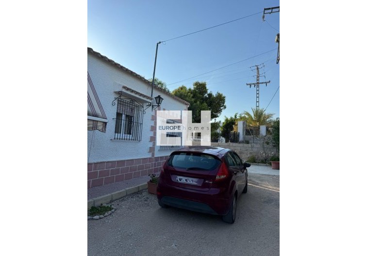 Segunda mano - villa - Albatera - Partida Lomas