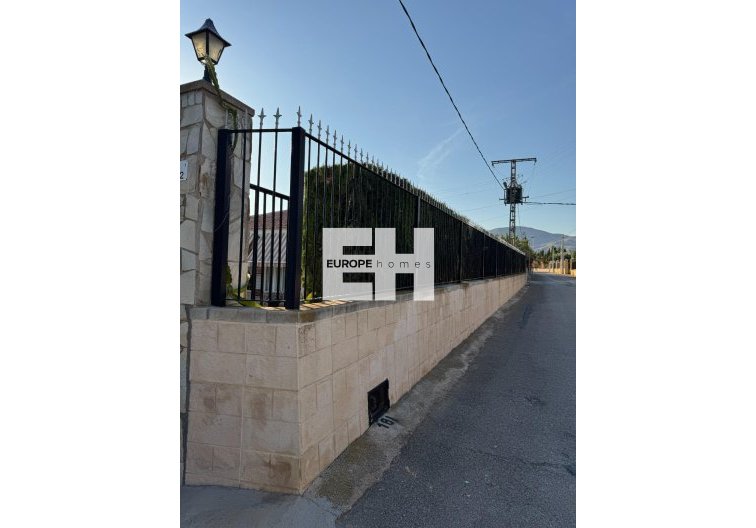 Segunda mano - villa - Albatera - Partida Lomas