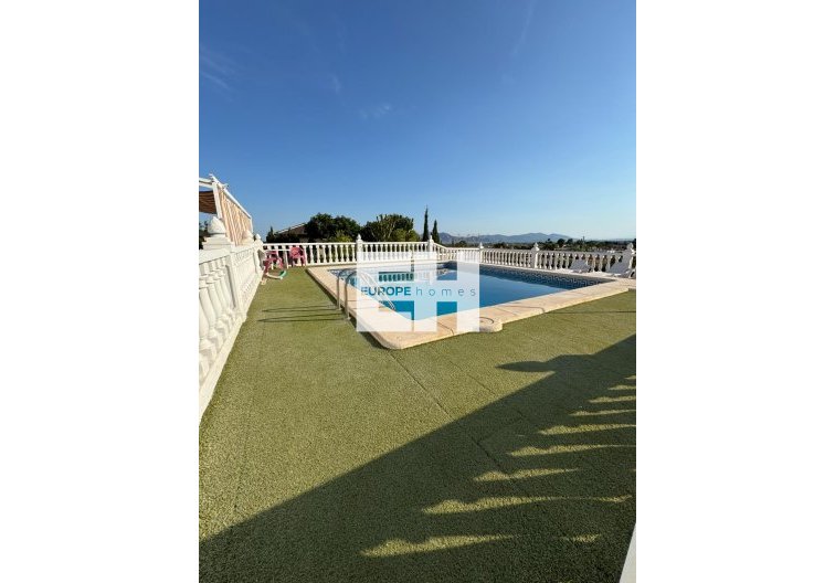 Segunda mano - villa - Albatera - Partida Lomas