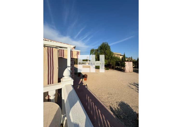 Segunda mano - villa - Albatera - Partida Lomas