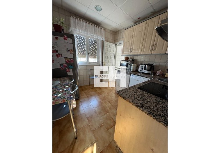 Segunda mano - villa - Albatera - Partida Lomas