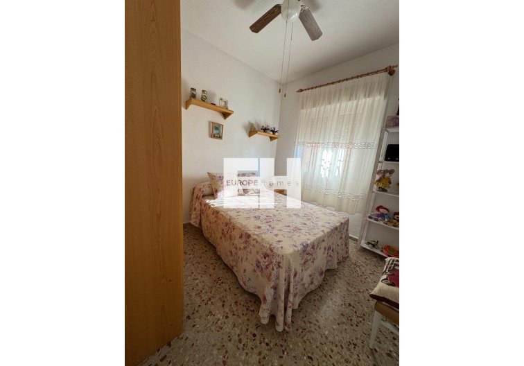 Segunda mano - villa - Albatera - Partida Lomas