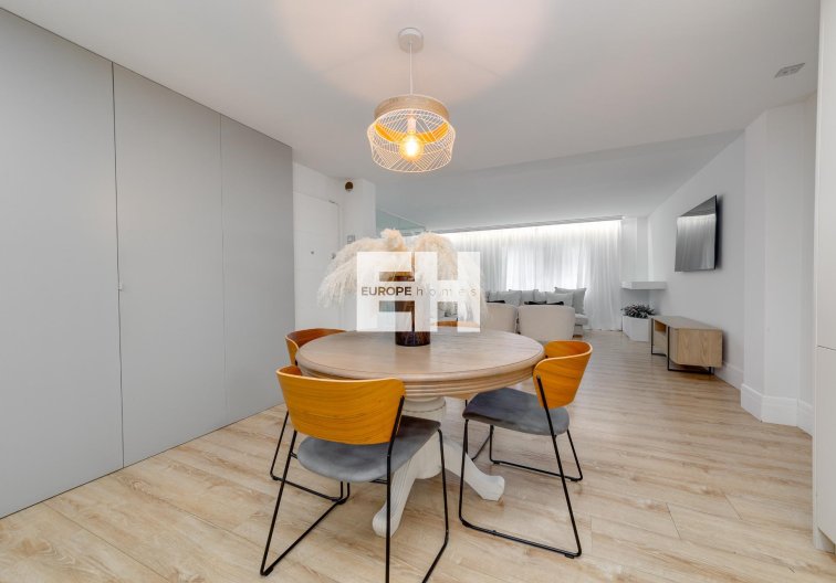 Segunda mano - Apartamento  - Torrevieja - Playa del Cura