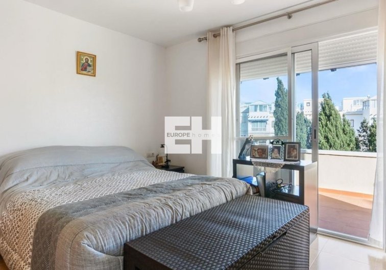 Resale - villa - Orihuela Costa - Costa Blanca