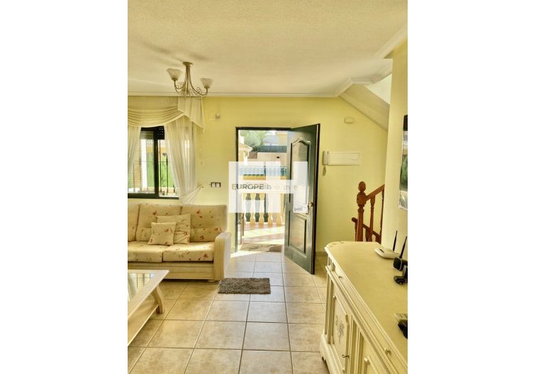 Revente - Semi Detached - Villamartin