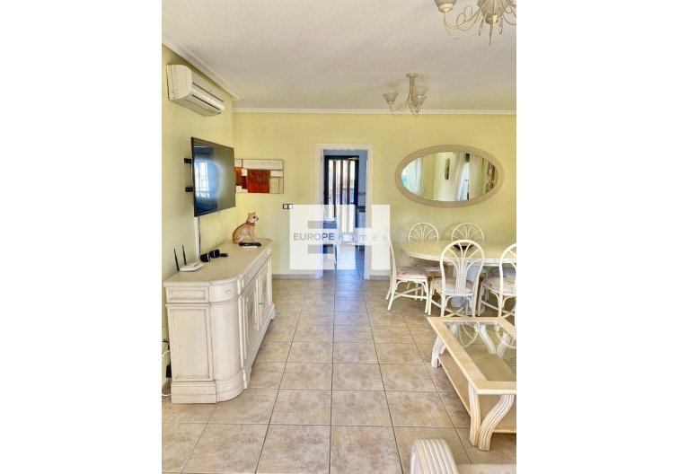 Revente - Semi Detached - Villamartin