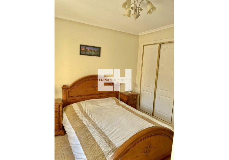 Revente - Semi Detached - Villamartin