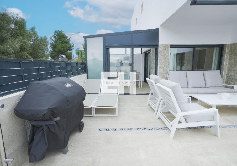 Herverkoop - villa - Dolores